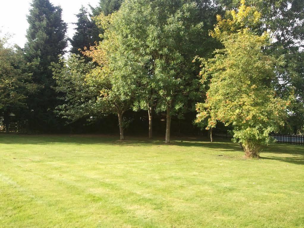 Latchmead Bed & Breakfast Stansted Mountfitchet Exteriér fotografie